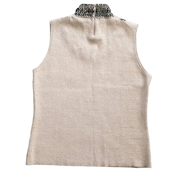 Grace Elements Shell Decorative Beaded Neckline - Picture 4 of 9